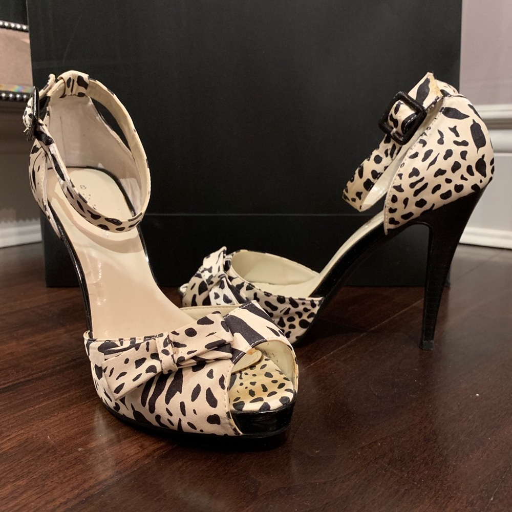 Animal Print Pumps with Ankle Strap